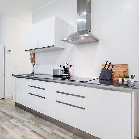 Apartamento Nuevo Cerca De La Playa Y Del Centro Walencja Zewnętrze zdjęcie