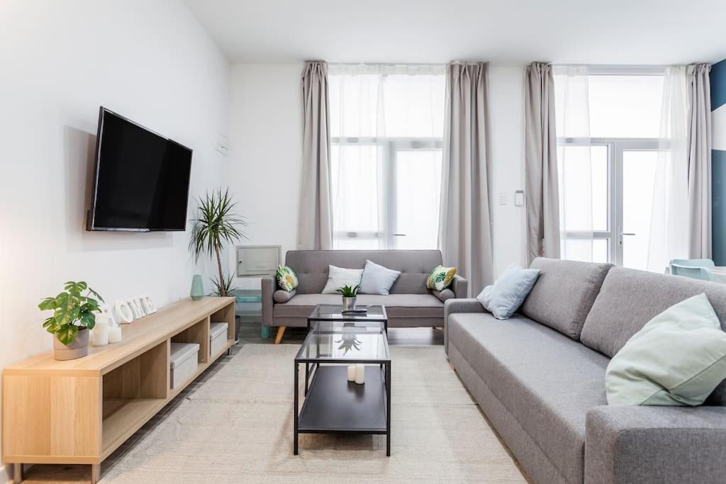 Apartamento Nuevo Cerca De La Playa Y Del Centro Walencja Zewnętrze zdjęcie