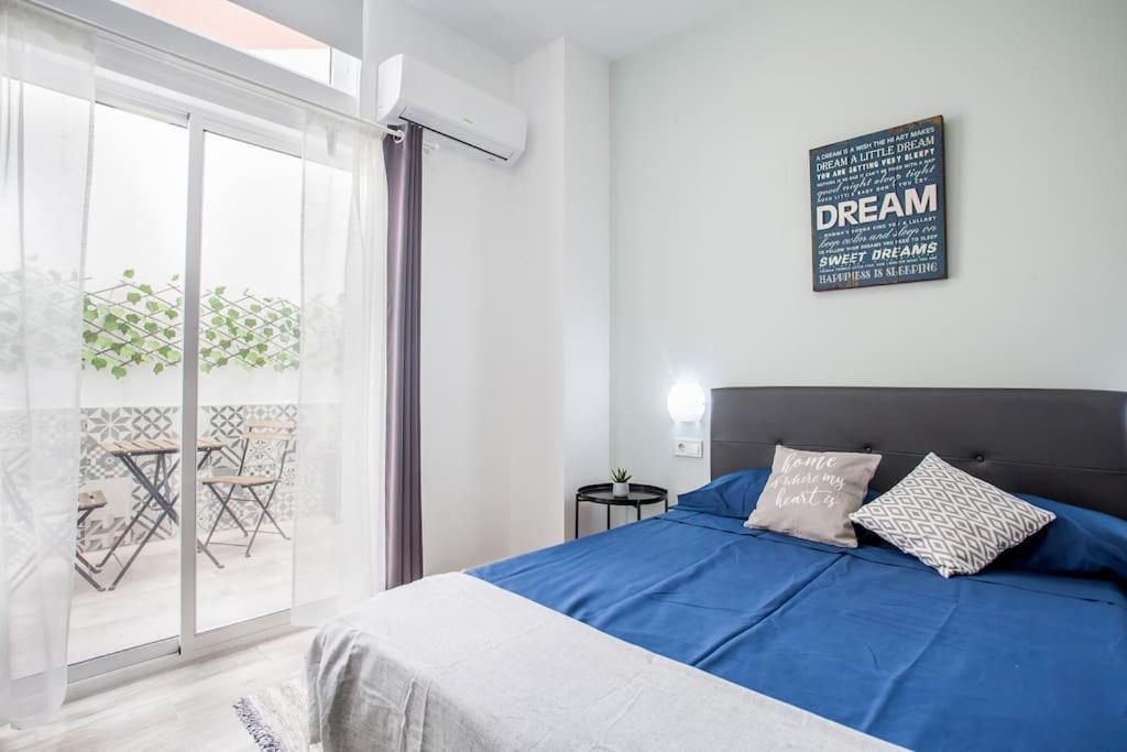 Apartamento Nuevo Cerca De La Playa Y Del Centro Walencja Zewnętrze zdjęcie