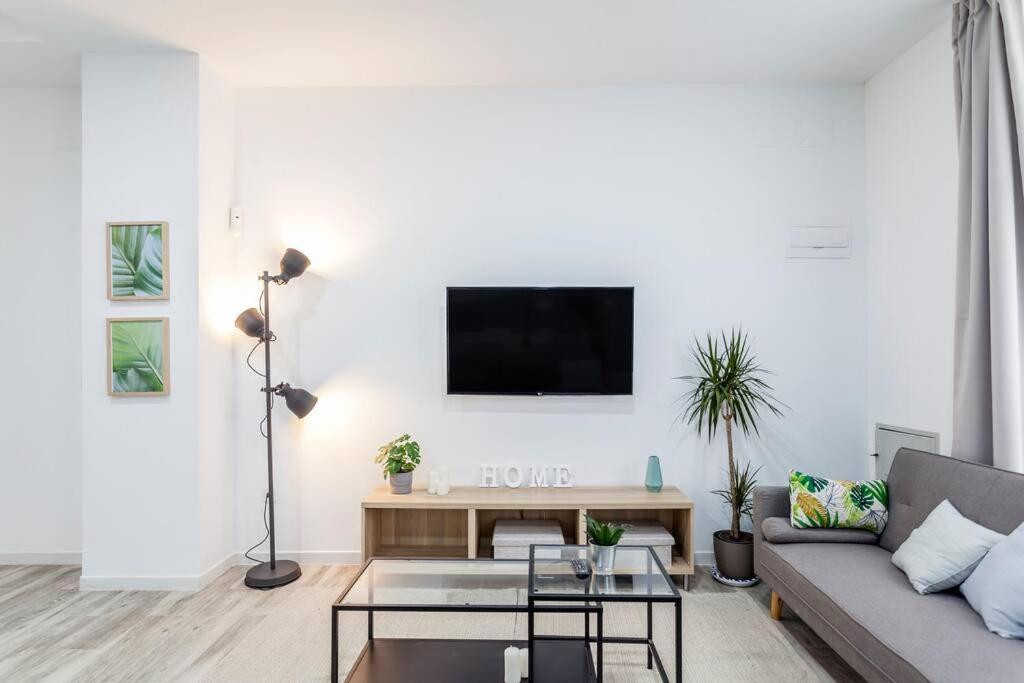 Apartamento Nuevo Cerca De La Playa Y Del Centro Walencja Zewnętrze zdjęcie